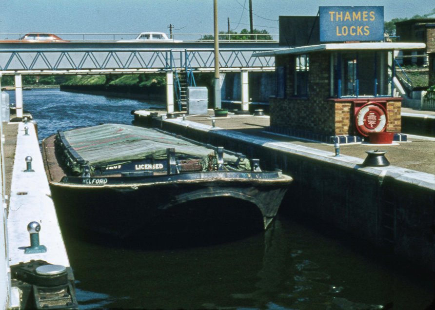 Thames Locks Barge